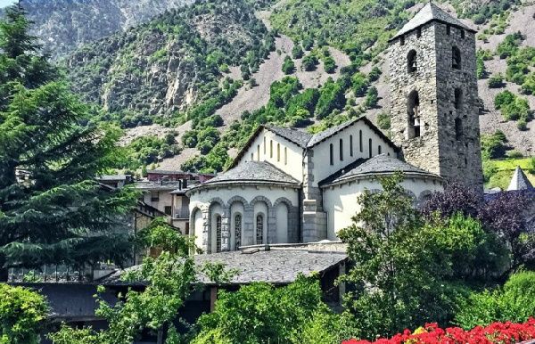 Three Countries in One Day from Barcelona: France | Andorra | Spain