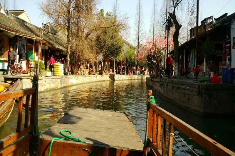 Shanghai Suburb Water Village Half Day Tour: Zhu Jia Jiao Water Village and Boat Ride