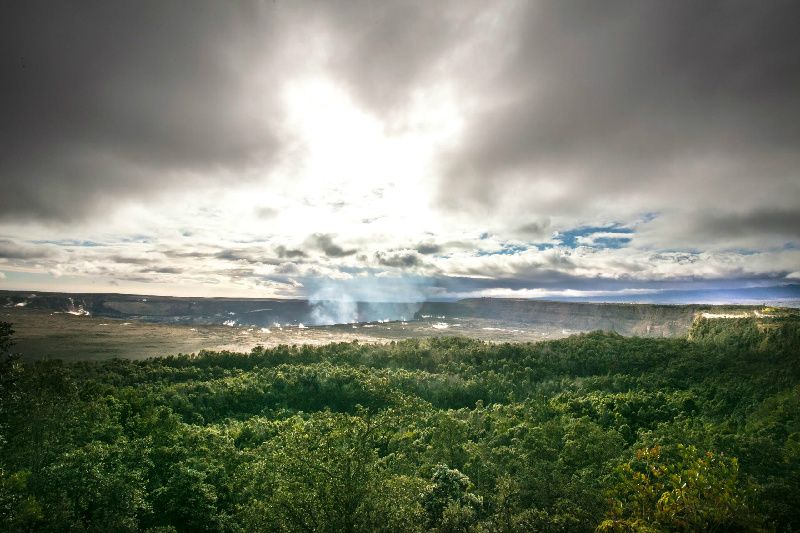 1-Day Kilauea Hike and Flow (Hilo Pick-Up)